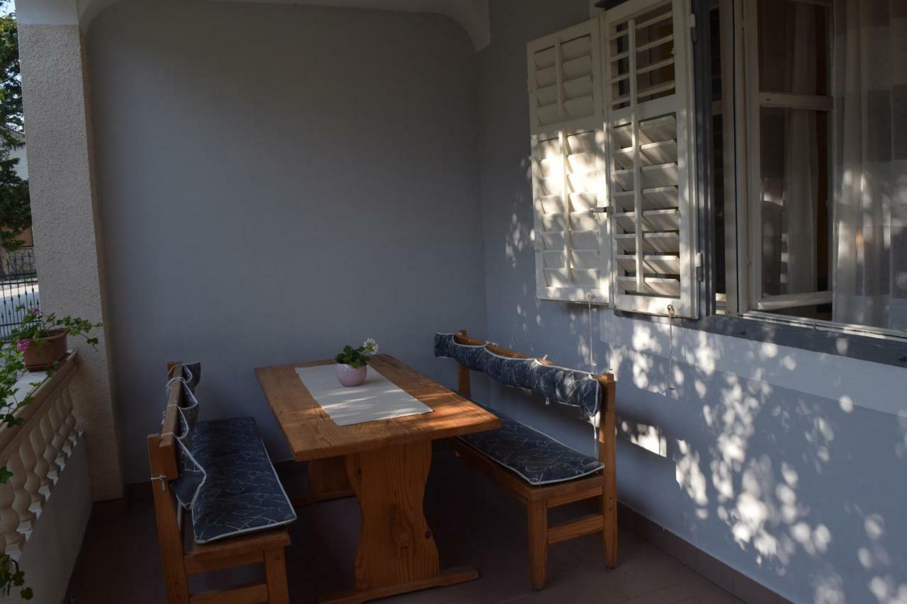 Apartmani Andela I Mladen Debelic Rab Town Exterior photo