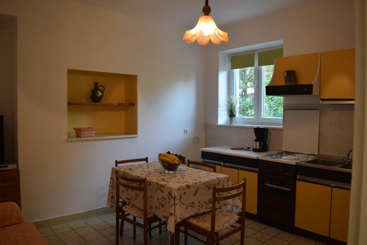 Apartmani Andela I Mladen Debelic Rab Town Exterior photo