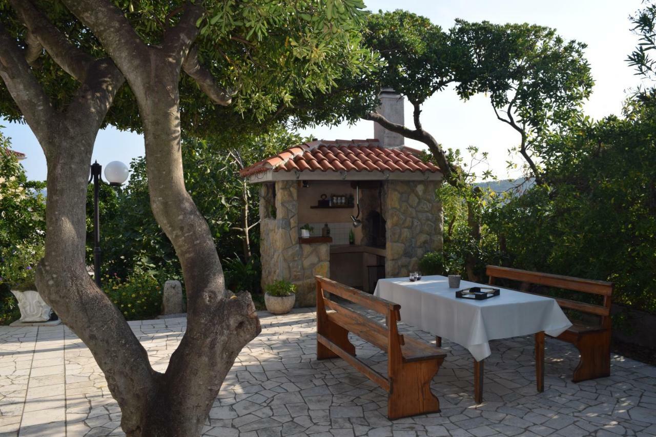 Apartmani Andela I Mladen Debelic Rab Town Exterior photo