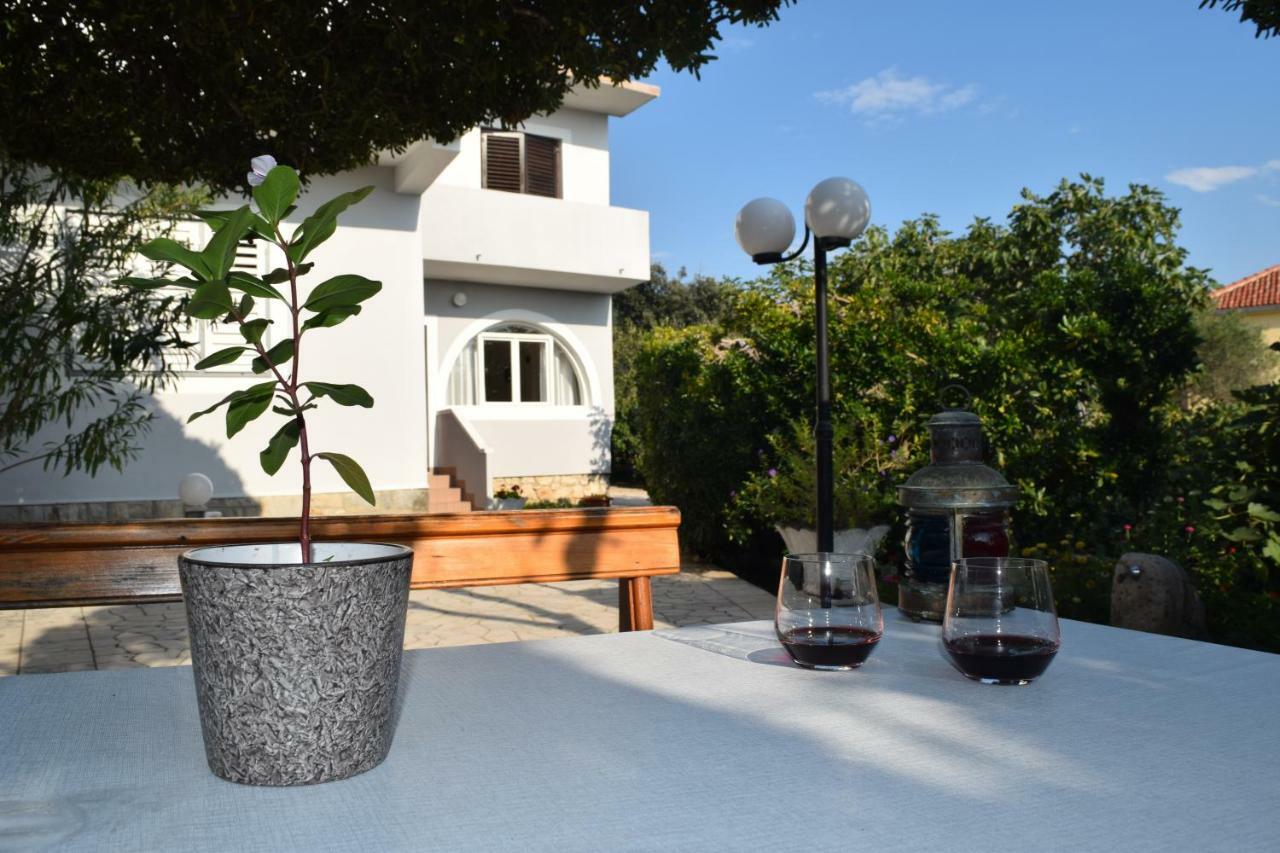 Apartmani Andela I Mladen Debelic Rab Town Exterior photo
